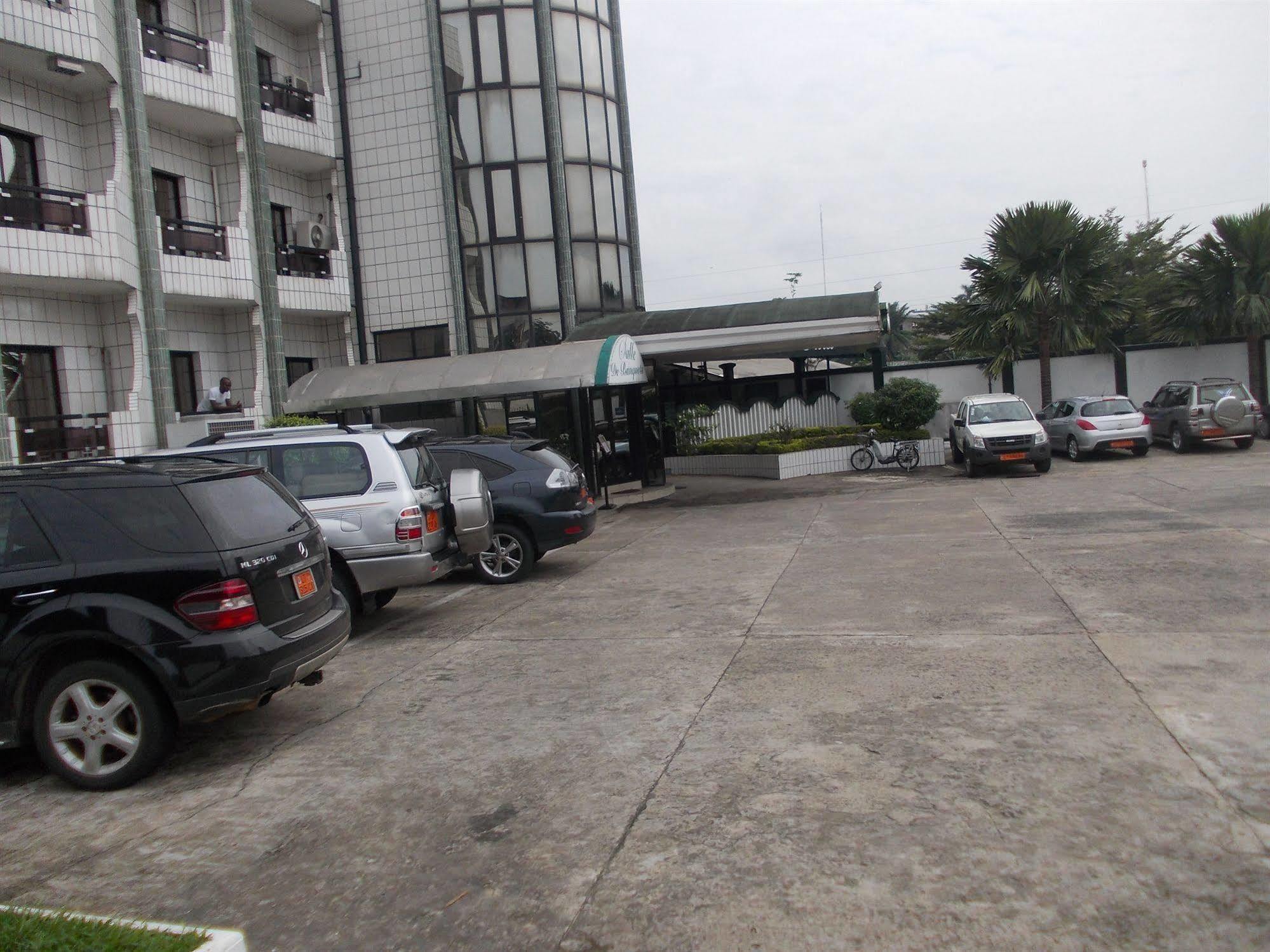 VallaE Des Princes Ha”Tel Hotel Douala Exterior photo